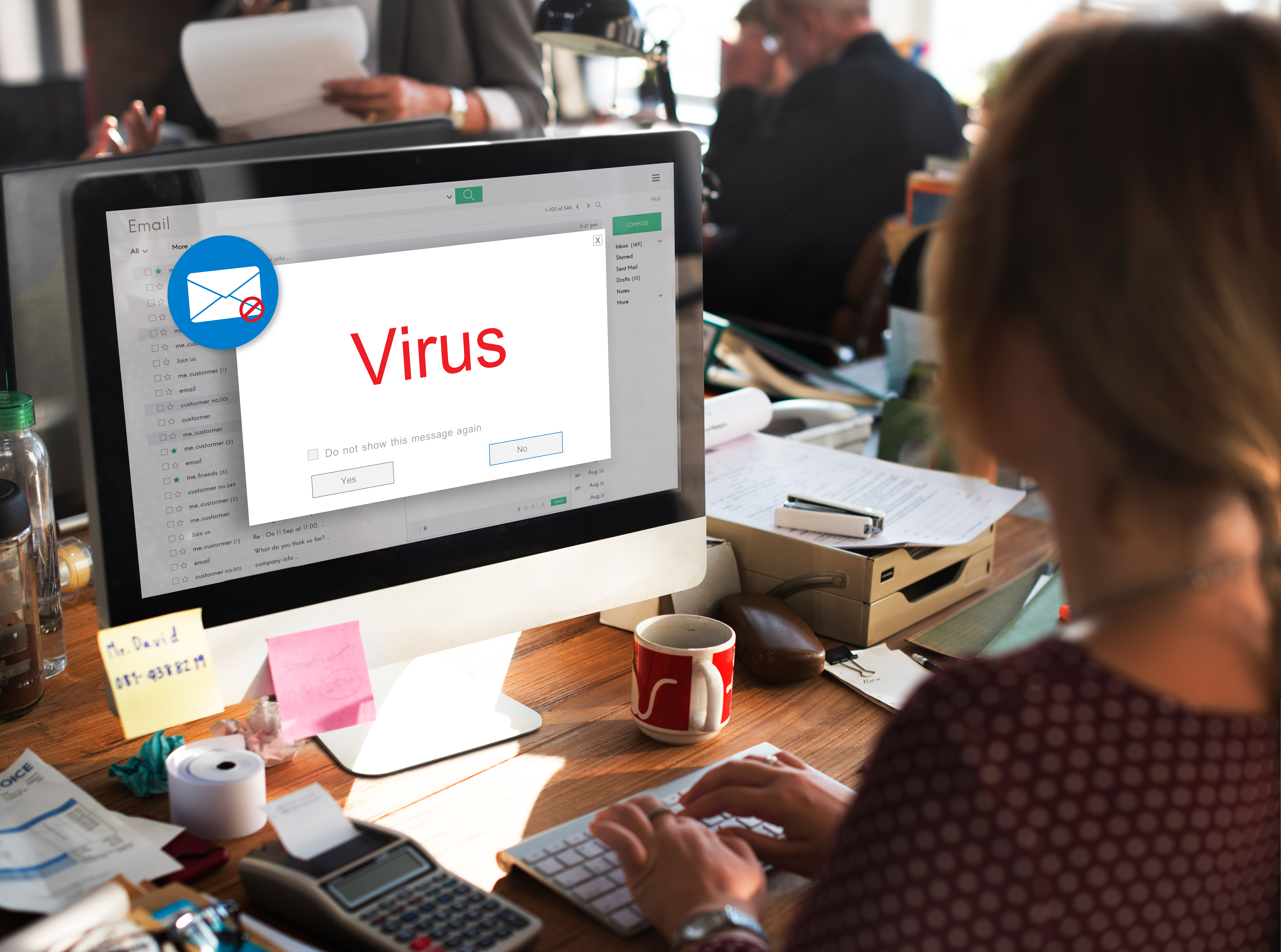 Mitarbeiterin erhaltet Virus durch Phishingmail
